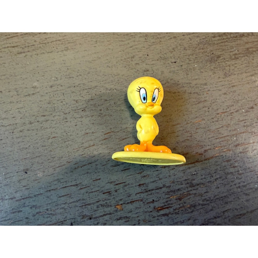 Vintage 1987 Arby's Looney Tunes Tweety Bird PVC Figure Collectible Toy 2.25"